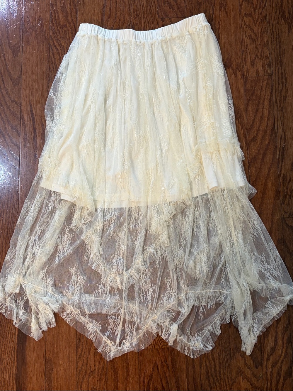 Cream Lace Layered High-Low Skirt - Sz M (063)
